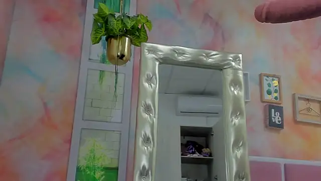 Idiris big online show from 10, 3, 2025