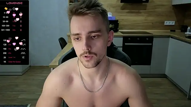 Larstar01 online show from 13, 1, 2025