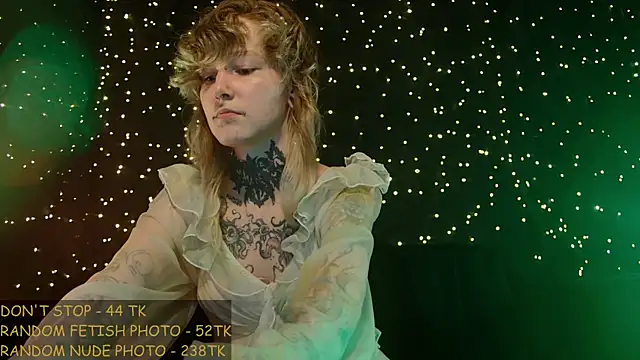 Snapshot of Littlespacemouse chatting on 11, 7, 2026 Littlespacemouse online show from 11, 7, 2026