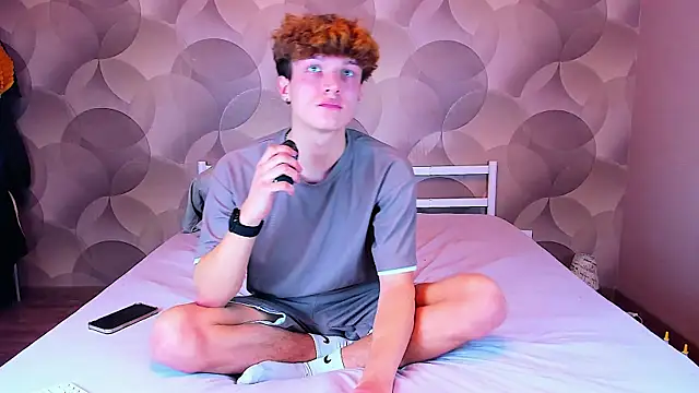 Ian Flor online show from 1, 12, 2025