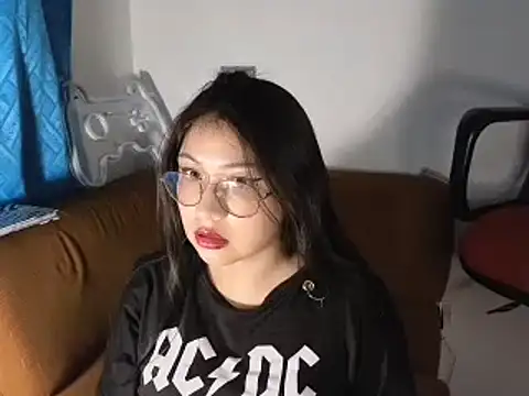 Caroll Luna online show from 26, 12, 2024