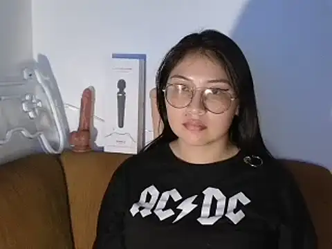 Caroll Luna online show from 26, 12, 2024