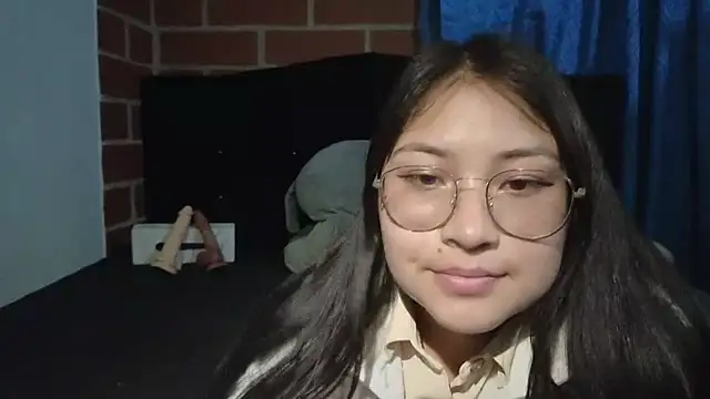 Caroll Luna online show from 22, 3, 2025