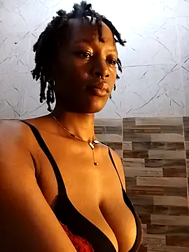 Snapshot of Ayrella02 chatting on 19, 10, 2025 Ayrella02 online show from 19, 10, 2025