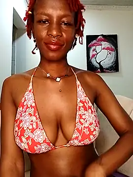 Snapshot of Ayrella02 chatting on 11, 11, 2025 Ayrella02 online show from 11, 11, 2025