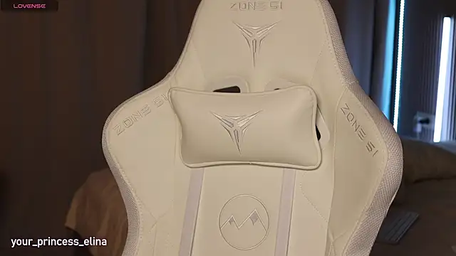  Pretty Doll  online show from 2, 12, 2024