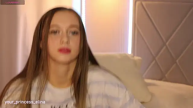  Pretty Doll  online show from 4, 12, 2024