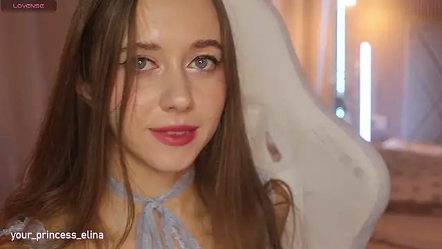  Pretty Doll  online show from 19, 12, 2024