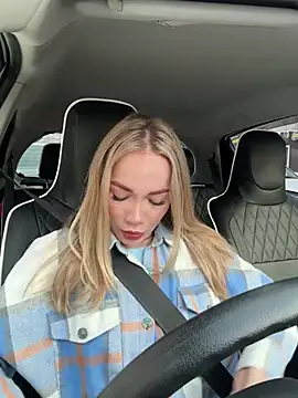 LavenderHot online show from 15, 2, 2025