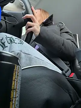 LavenderHot online show from 8, 3, 2026