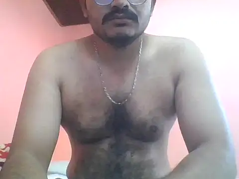 naughtymike0007 online show from 4, 2, 2026