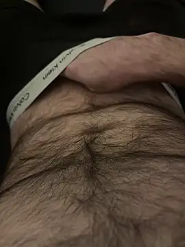 Snapshot of Straightlad95 chatting on 29, 10, 2025 Straightlad95 online show from 29, 10, 2025