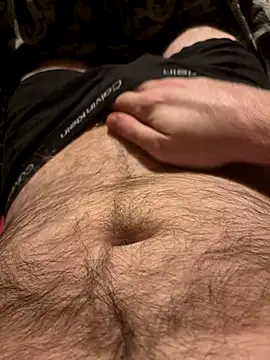 Snapshot of Straightlad95 chatting on 2, 11, 2025 Straightlad95 online show from 2, 11, 2025