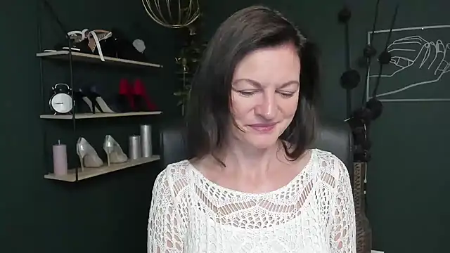 VivianWILD online show from 25, 9, 2025