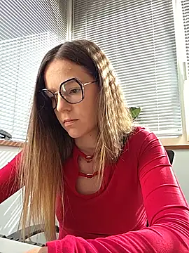 lucie mehott online show from 5, 6, 2026