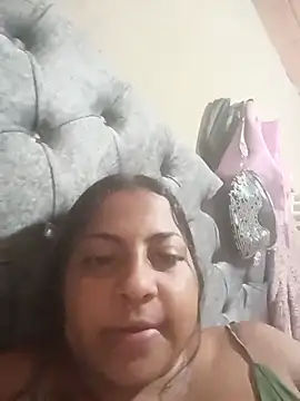 Giselabrunette25 online show from 17, 6, 2026