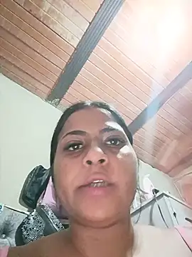 Giselabrunette25 online show from 19, 6, 2026