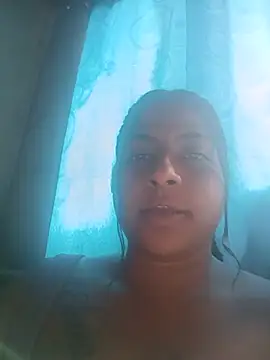 Giselabrunette25 online show from 9, 7, 2026