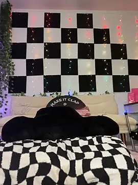 yummyrina online show from 23, 4, 2026