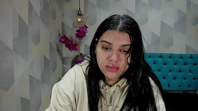 LindaBreeS online show from 28, 10, 2025