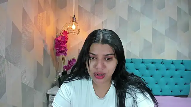 LindaBreeS online show from 13, 7, 2026
