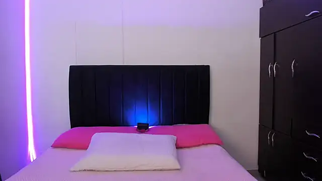 camii evanss online show from 13, 12, 2024