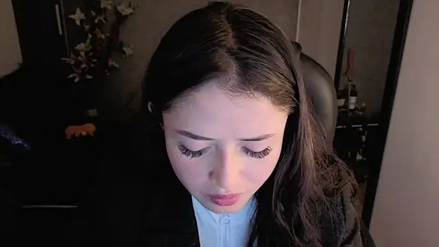 almma shy online show from 30, 10, 2025