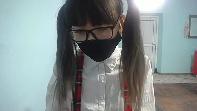 elllaaxx online show from 6, 11, 2025