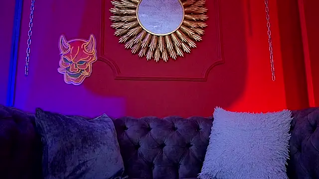 Julieta Russell online show from 17, 9, 2025