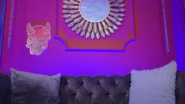 Julieta Russell online show from 10, 1, 2026