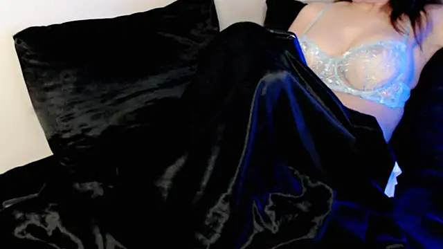 hotmask online show from 7, 4, 2026