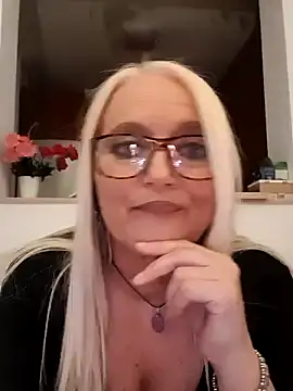 kikkastar online show from 29, 12, 2024