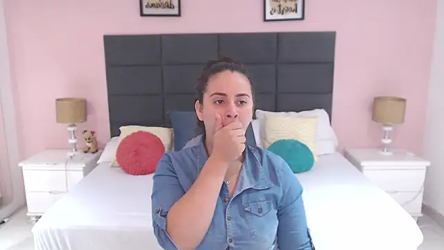 MadisonJenner online show from 16, 1, 2025