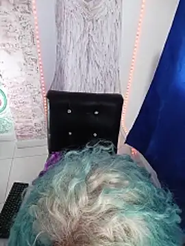 freyadevil333 online show from 27, 2, 2026