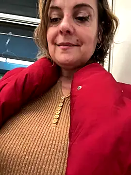 Sunbelxx online show from 14, 11, 2025