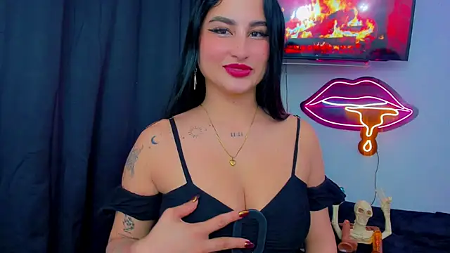 sunshine uwu22 online show from 13, 4, 2026