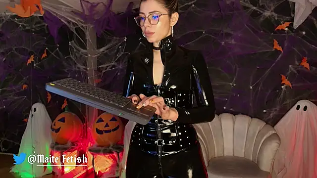 Snapshot of MyMayte chatting on 26, 10, 2025 MyMayte online show from 26, 10, 2025