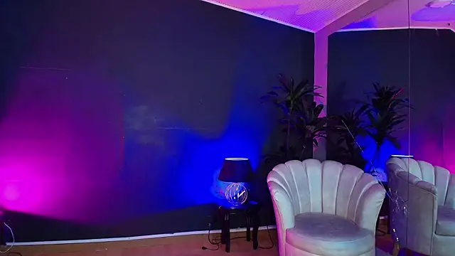 Snapshot of MyMayte chatting on 22, 11, 2025 MyMayte online show from 22, 11, 2025