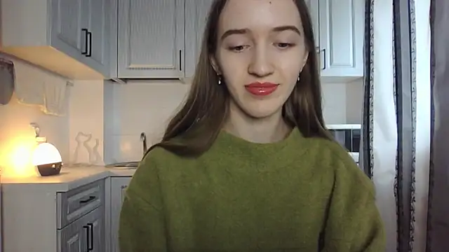 leslie my lovee online show from 28, 9, 2025