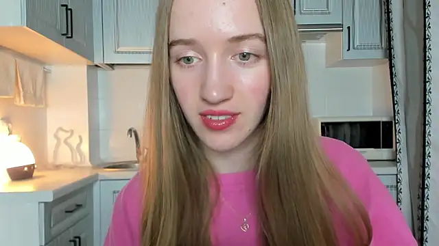 leslie my lovee online show from 15, 10, 2025