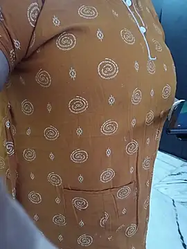 Ivy-09 online show from 19, 4, 2026