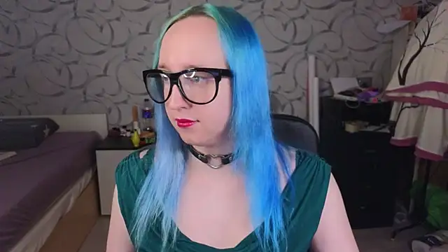 Snapshot of TheTrixy chatting on 2, 6, 2026 TheTrixy online show from 2, 6, 2026
