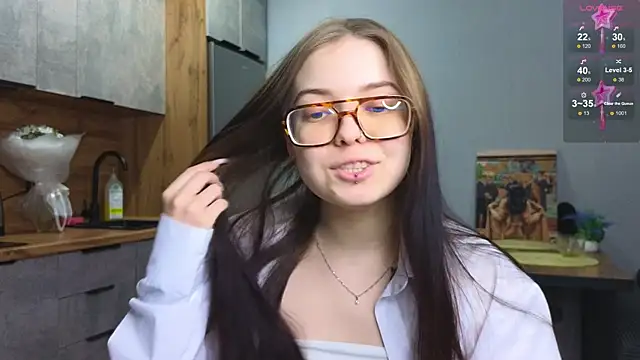 Snapshot of doll_lol_ chatting on 15, 1, 2025 doll lol online show from 15, 1, 2025