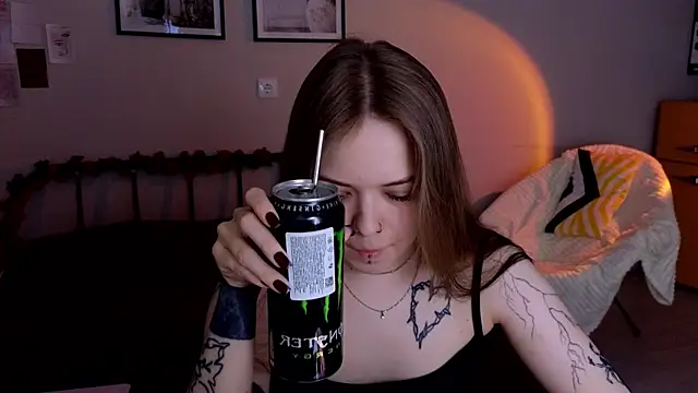 doll lol  online show from 10, 4, 2026