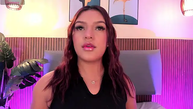 NicolleeEvanss online show from 21, 5, 2026