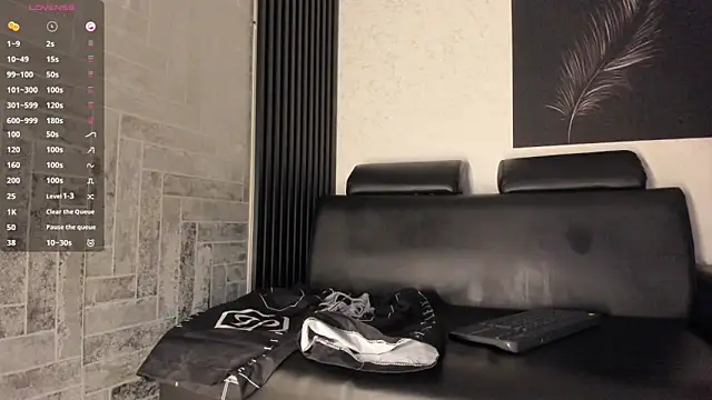 Lil Curved online show from 19, 9, 2025