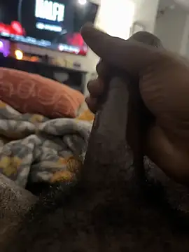 Snapshot of TeddyLove96 chatting on 6, 11, 2025 TeddyLove96 online show from 6, 11, 2025