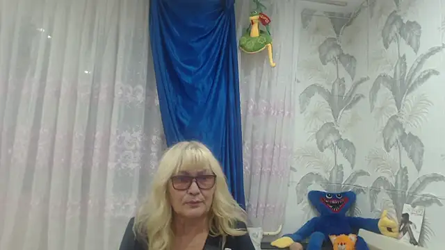 CamDiva113 online show from 16, 10, 2025