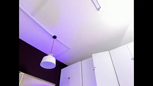 April bowie online show from 24, 10, 2025