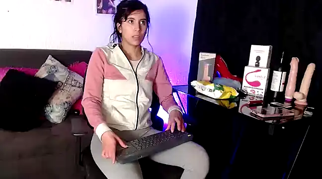 Snapshot of Yeimy_sweetf chatting on 29, 1, 2025 Yeimy sweetf online show from 29, 1, 2025